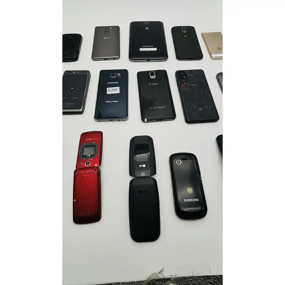 Lot of 23 Cell Phones Untested, for Parts or Repair Assorted Apple Samsung